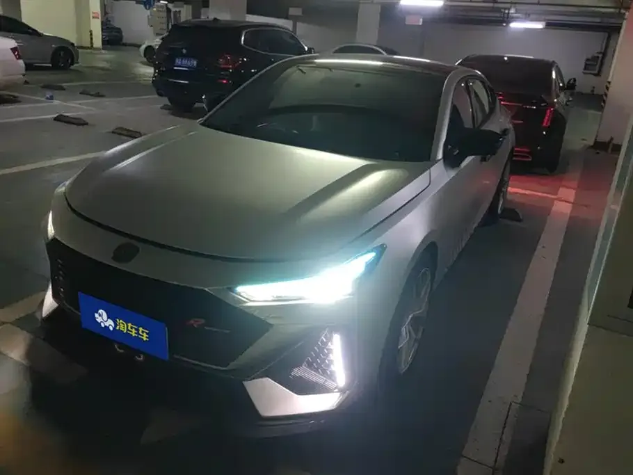Changan UNI-V 2023 из CN, фото 1