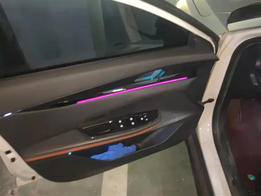 Changan UNI-V 2023 из CN, фото 3