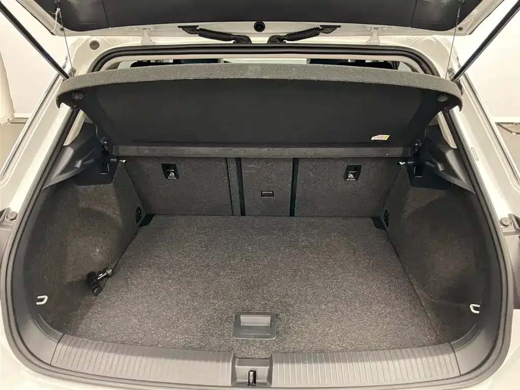 Volkswagen T-Roc 2022 из CN, фото 10