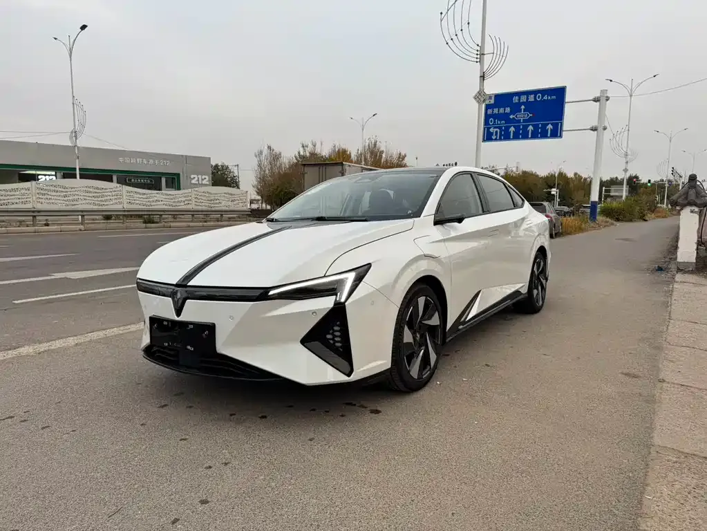 Lingxi Lingxi L 2025 из CN, фото 1