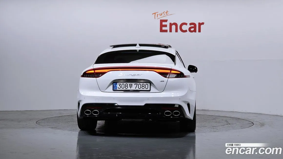 Kia Stinger 2023 из KR, фото 2