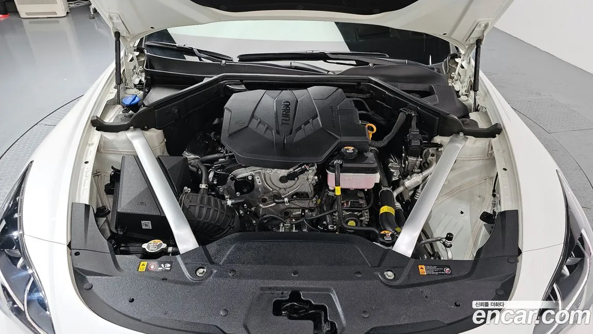 Kia Stinger 2023 из KR, фото 9