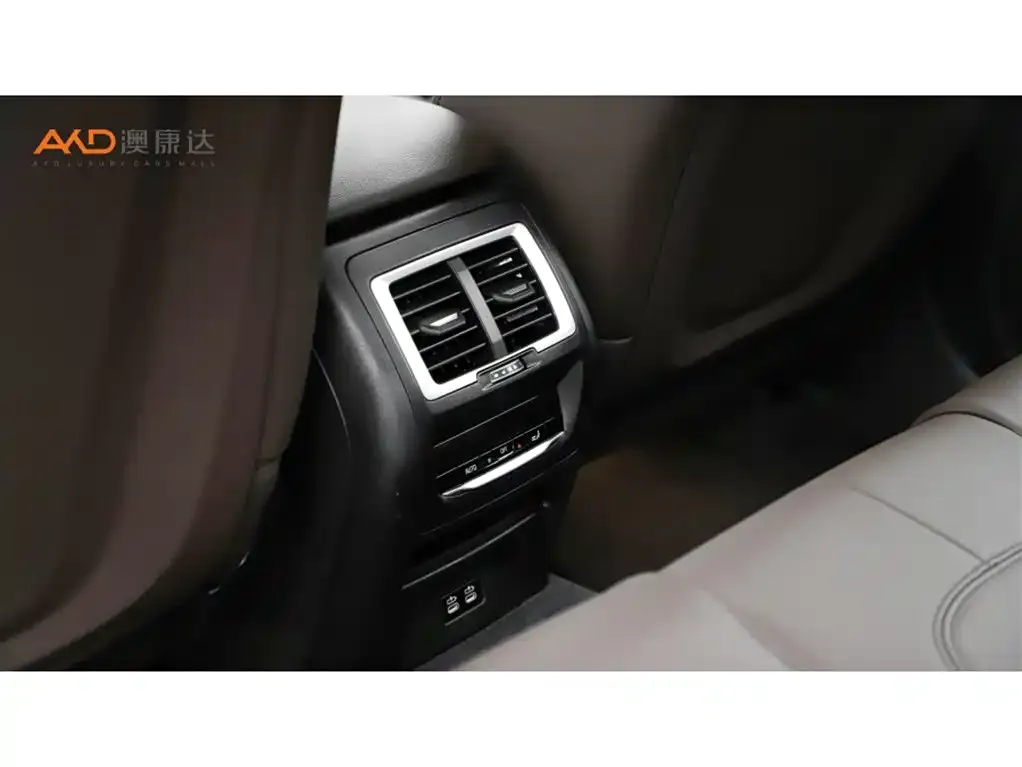 BMW iX3 2025 из CN, фото 6