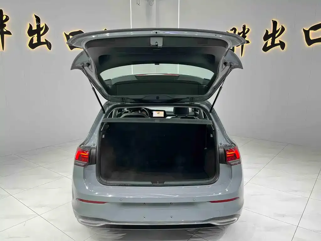 Volkswagen Golf 2022 из CN, фото 3