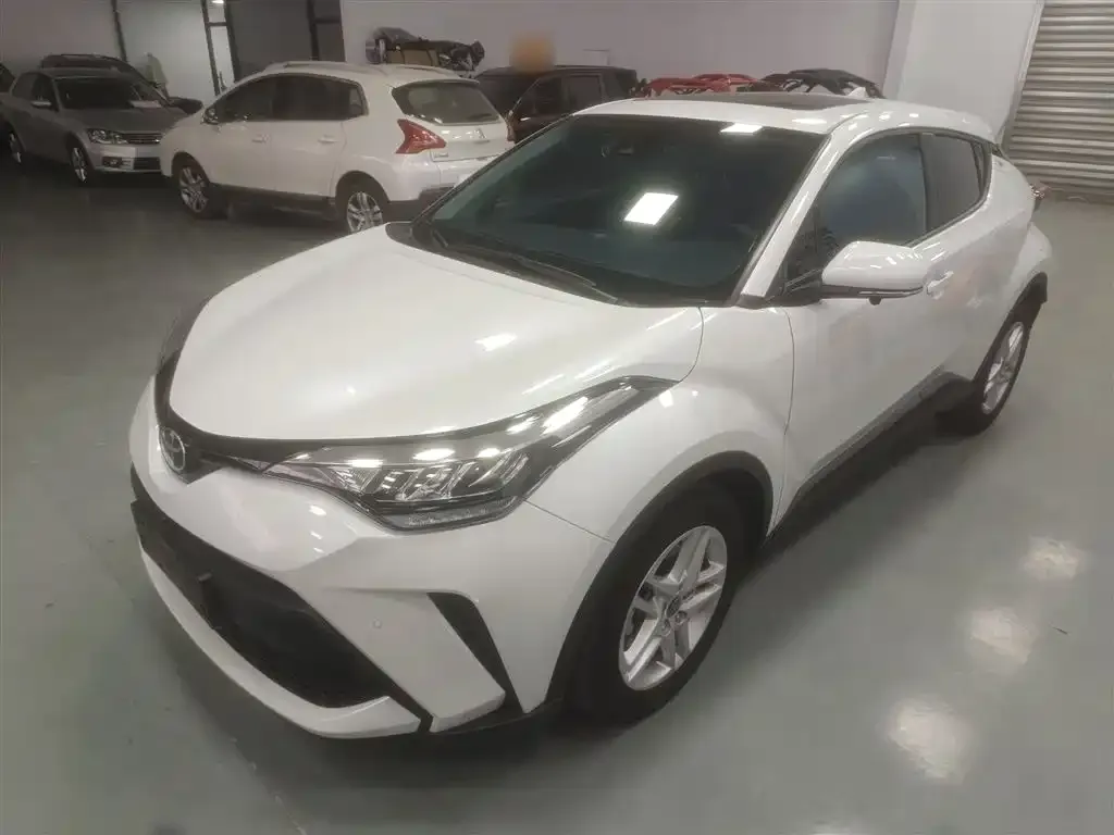 Toyota C-HR 2023 из CN, фото 4