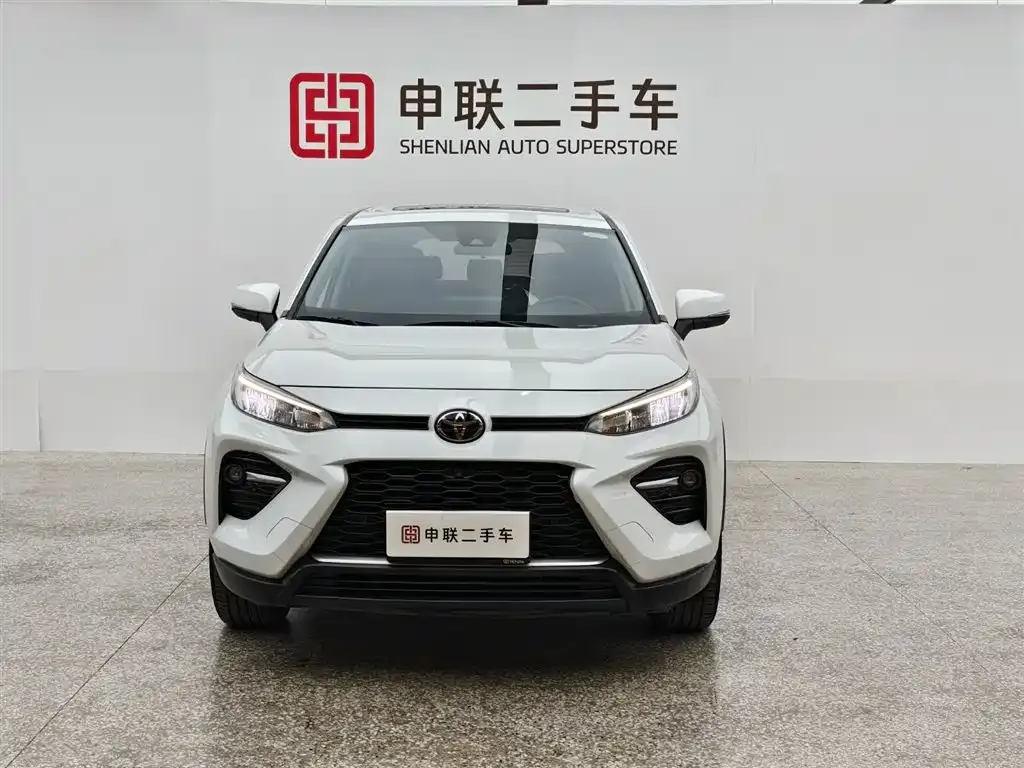 Toyota Wildlander 2023 из CN, фото 4