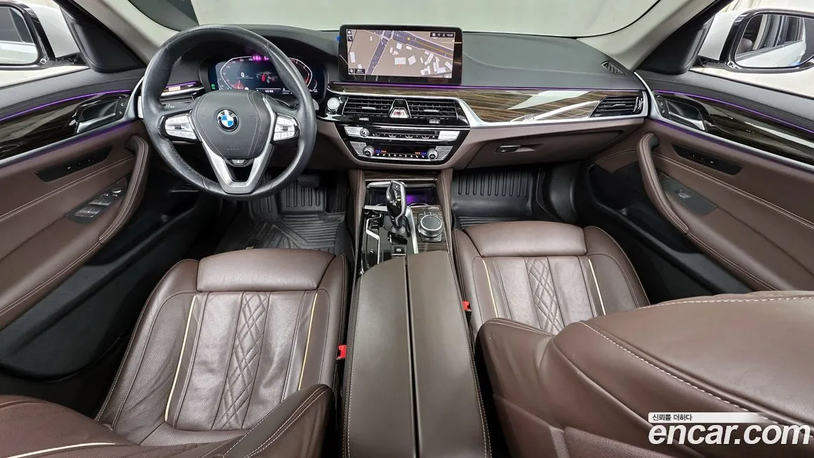 BMW 5-Series — фото 10