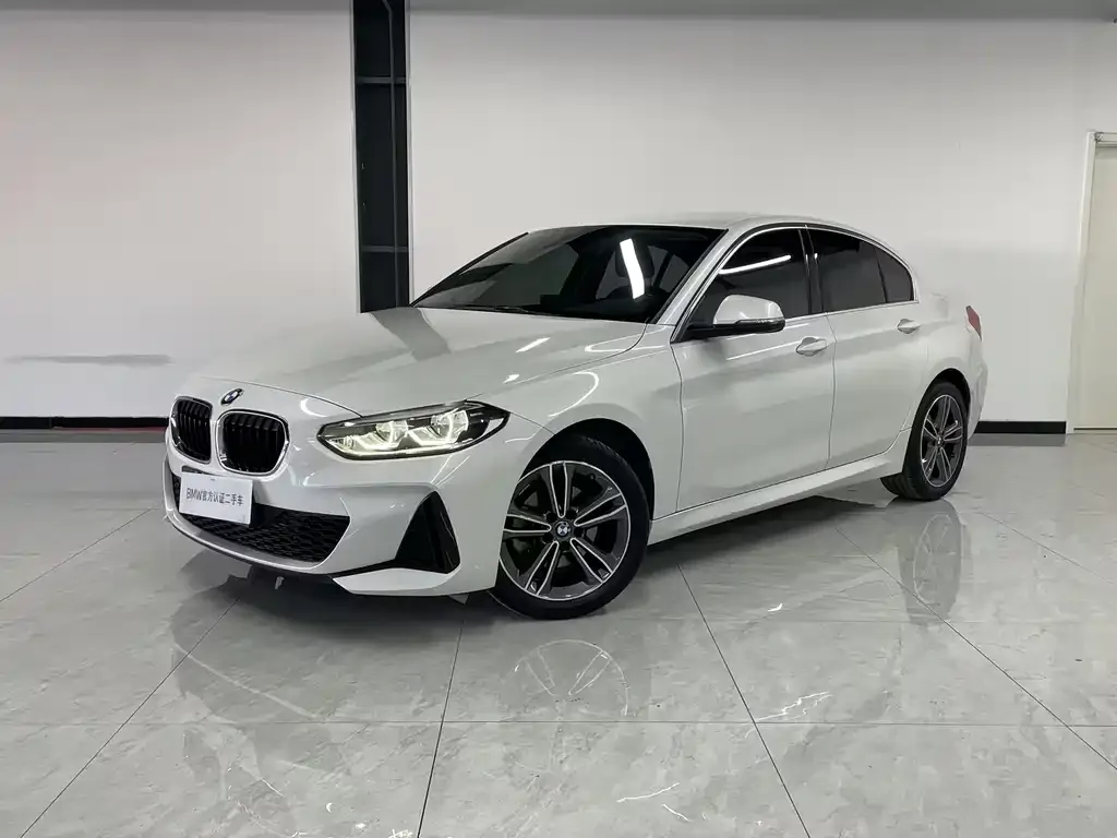 BMW 1 Series — фото 1