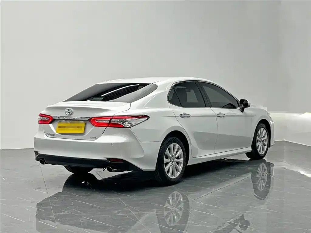 Toyota Camry 2021 из CN, фото 10