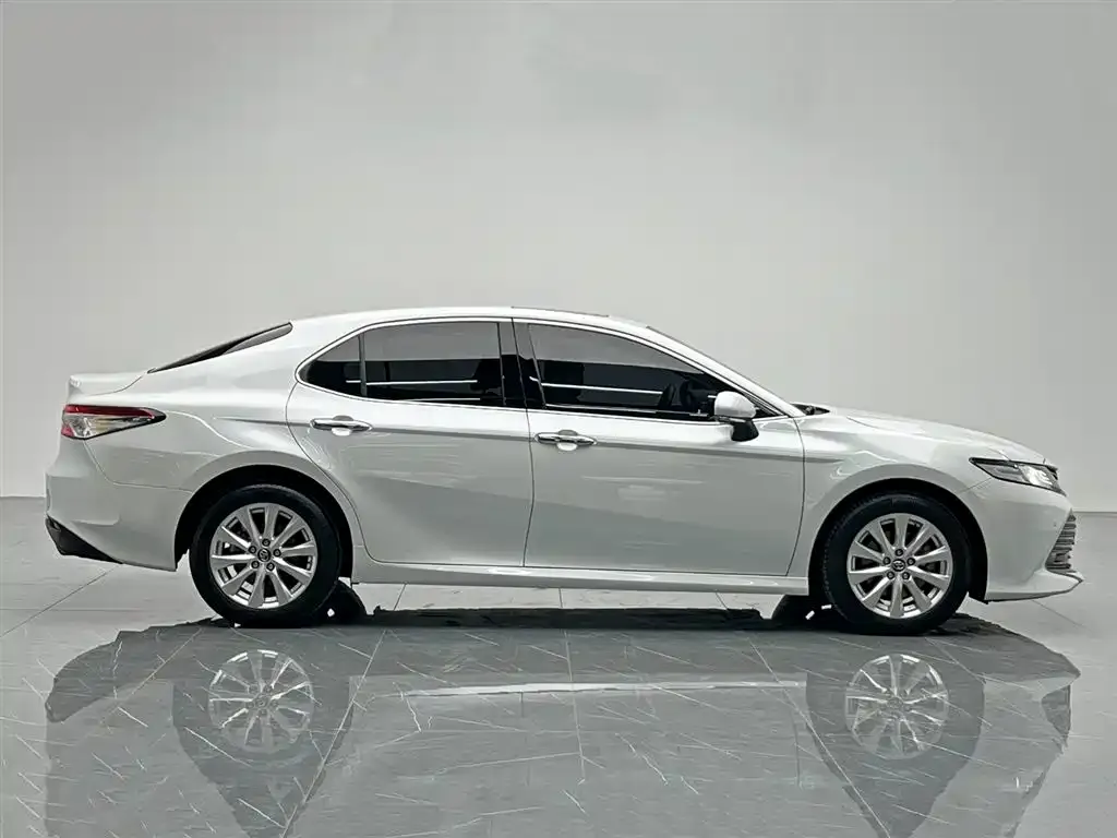 Toyota Camry 2021 из CN, фото 8