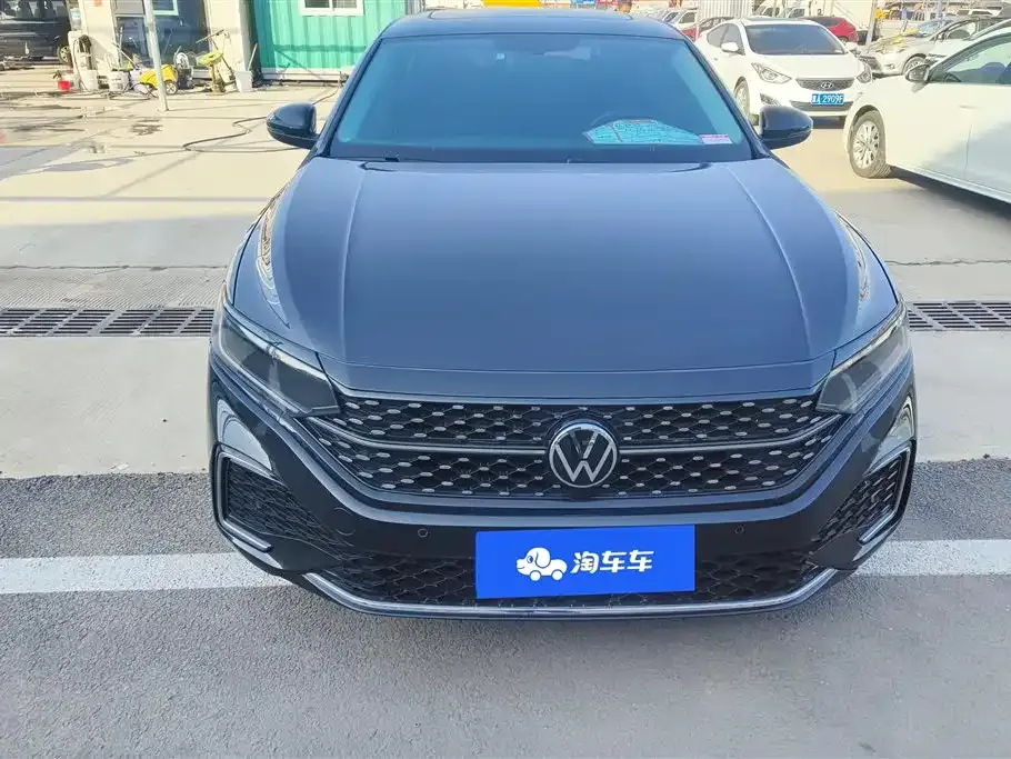 Volkswagen Passat — фото 4
