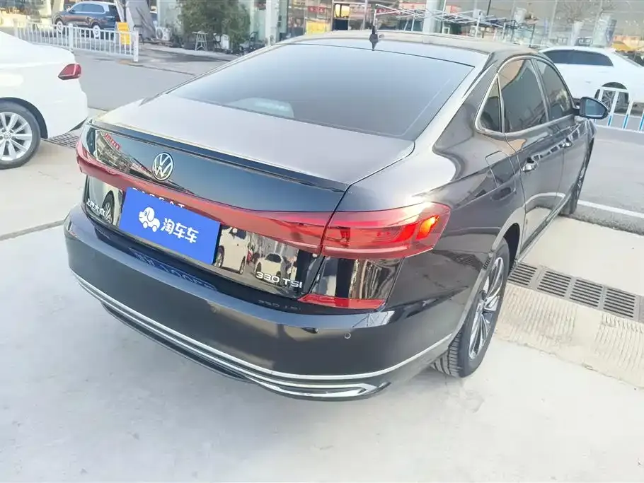 Volkswagen Passat — фото 5