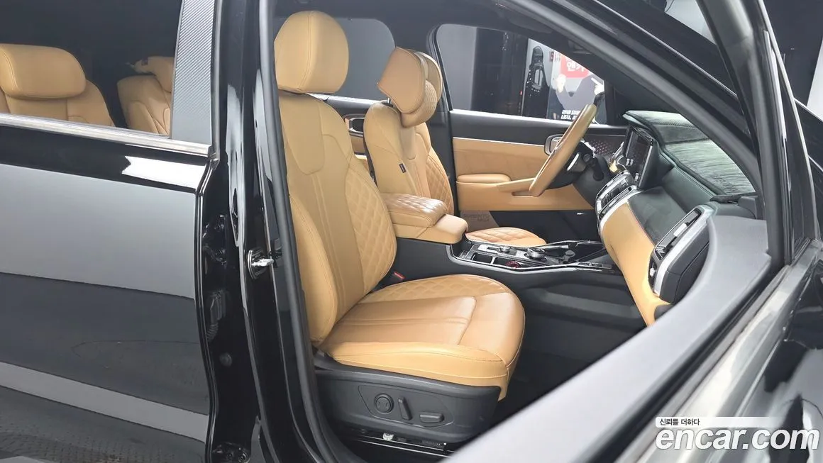 Kia Sorento — фото 9