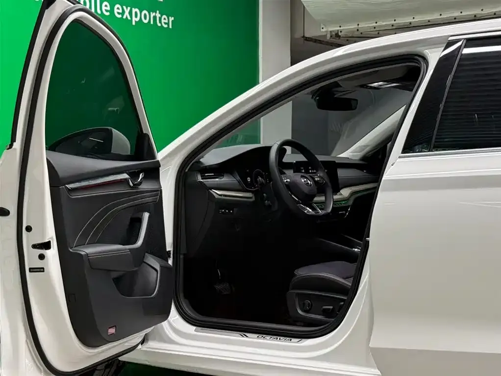 Skoda Octavia 2021 из CN, фото 8