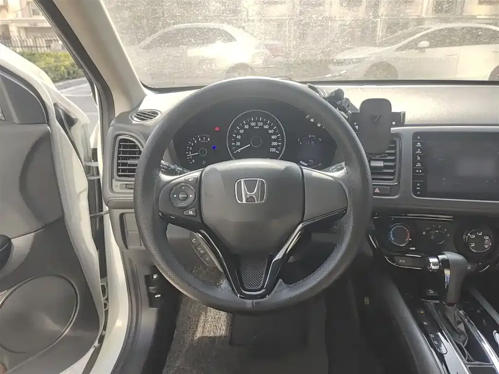 Honda Vezel 2022 из CN, фото 8