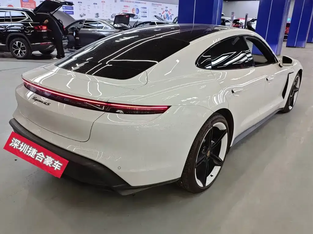 Porsche Taycan 2022 из CN, фото 7