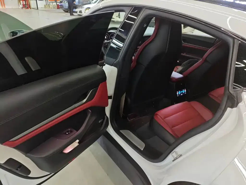 Porsche Taycan 2022 из CN, фото 6