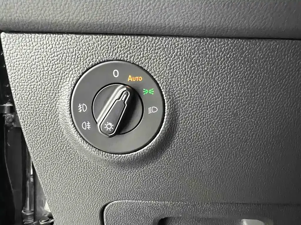 Volkswagen Tharu 2023 из CN, фото 8