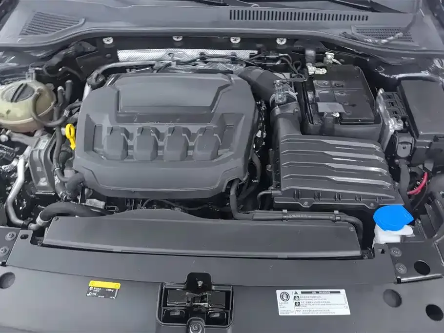Volkswagen Passat — фото 9