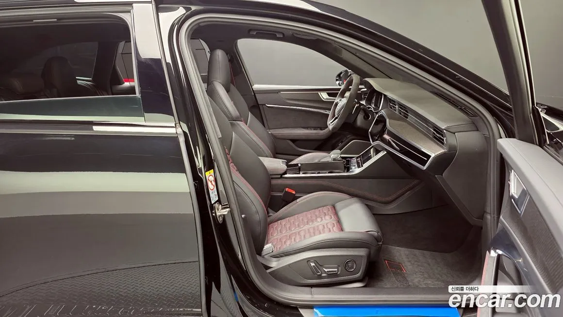 Audi RS6 2025 из KR, фото 6