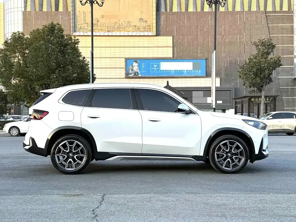 BMW X1 2024 из CN, фото 3