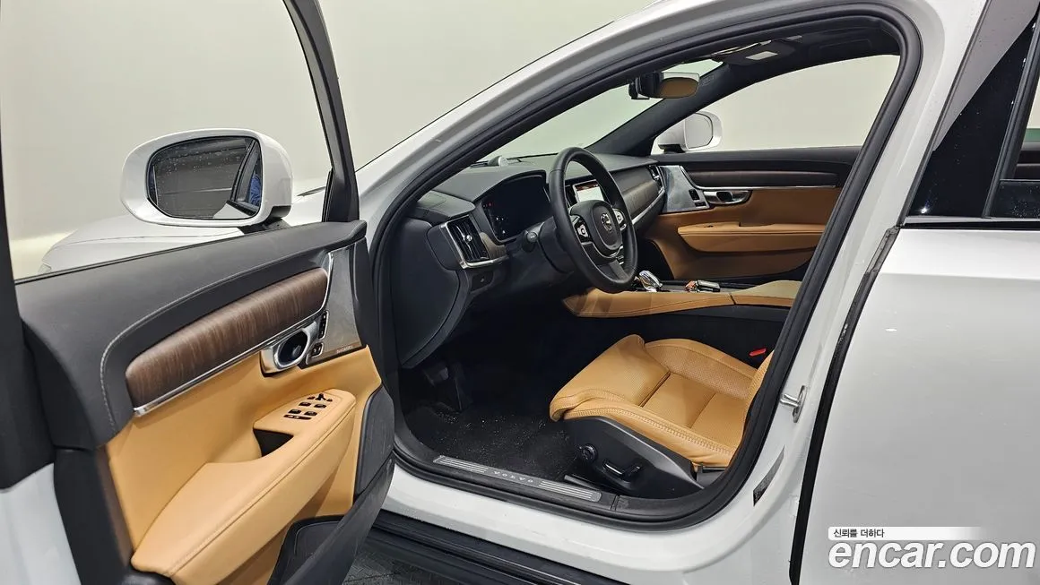 Volvo V90 2024 из KR, фото 3
