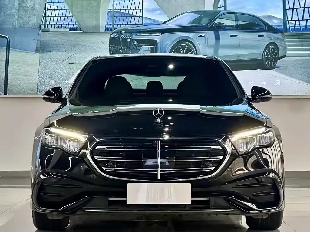 Mercedes-Benz E-Class 2024 из CN, фото 2