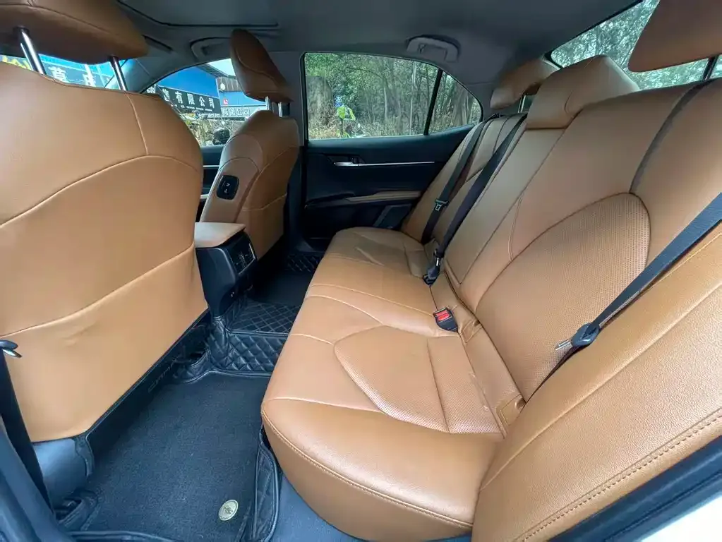 Toyota Camry 2023 из CN, фото 4