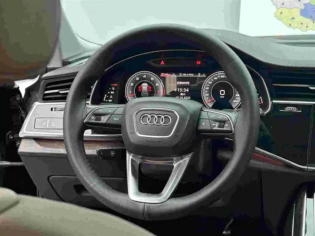 Audi Q7 — фото 6
