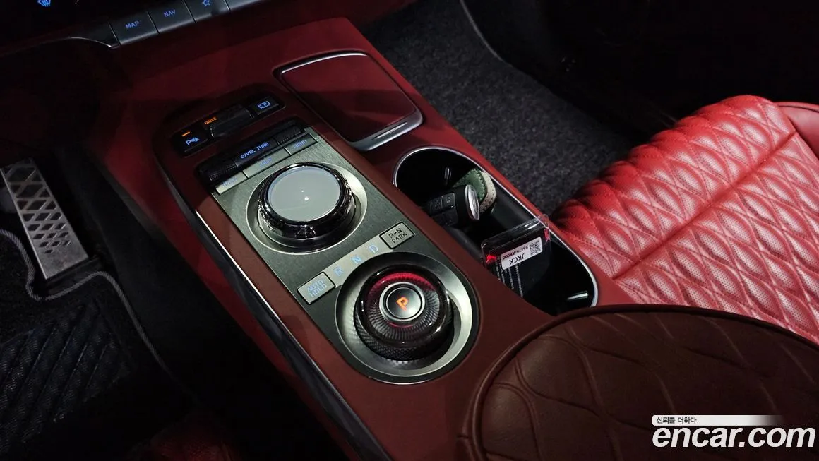 Genesis GV70 — фото 10