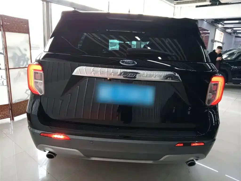 Ford Explorer 2022 из CN, фото 5
