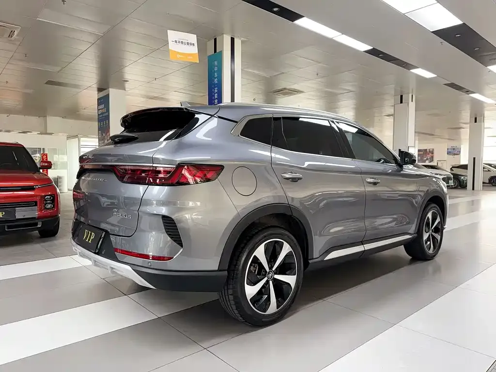 BYD PLUS New Energy — фото 2
