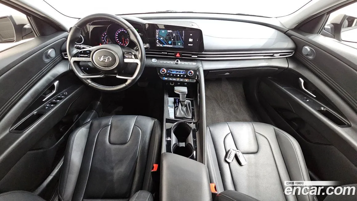 Hyundai AVANTE 2021 из KR, фото 3