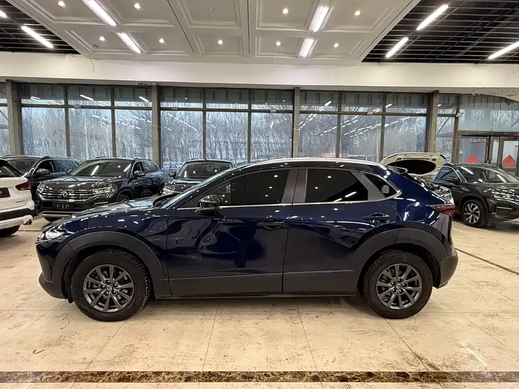 Mazda CX-30 — фото 10