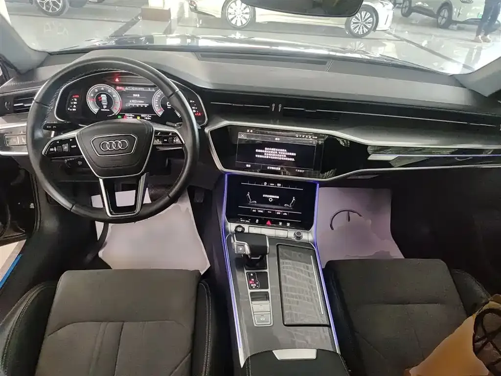 Audi A6L 2025 из CN, фото 6