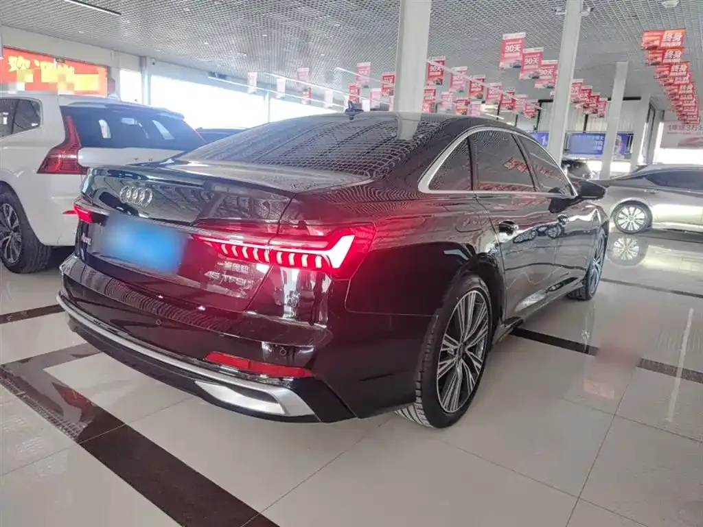 Audi A6L 2025 из CN, фото 4
