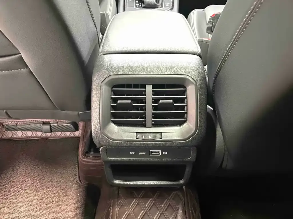 Volkswagen Tharu 2023 из CN, фото 6