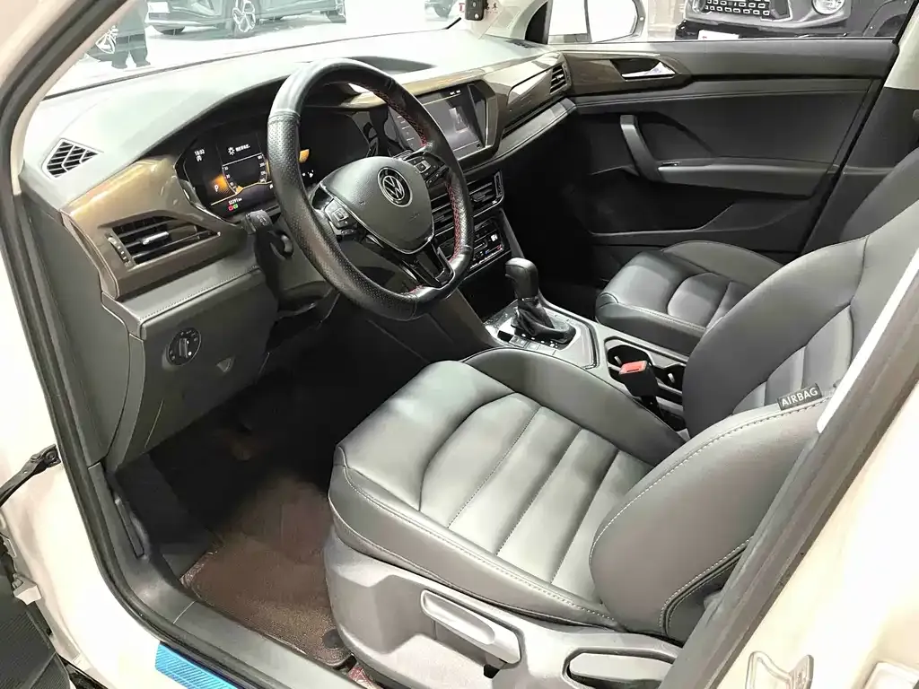Volkswagen Tharu 2023 из CN, фото 7