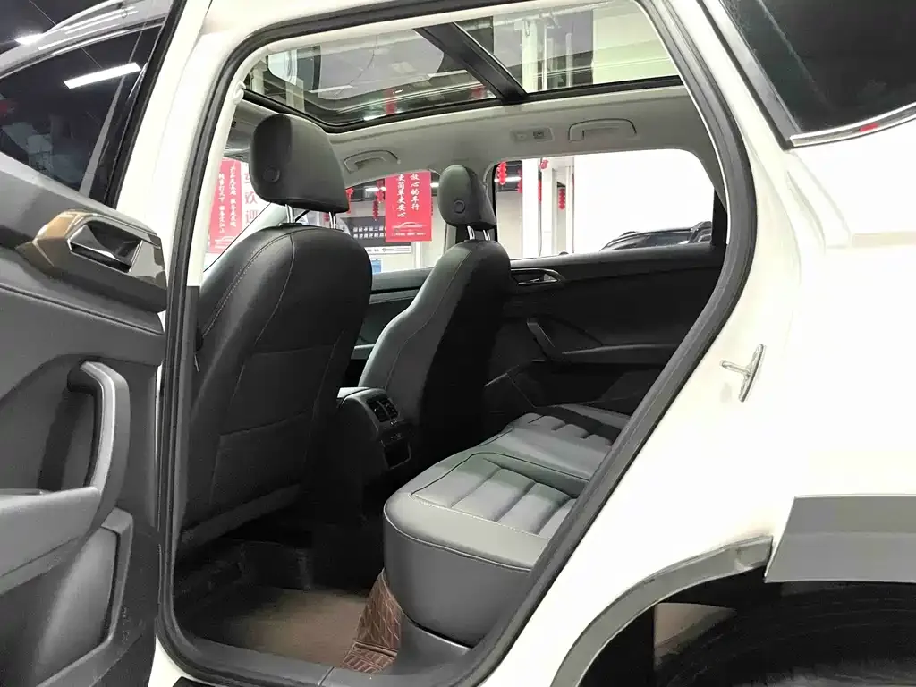 Volkswagen Tharu 2023 из CN, фото 9