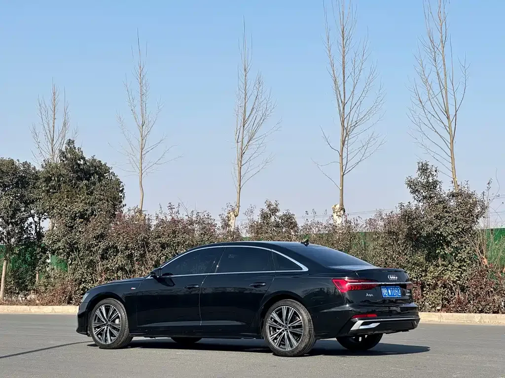 Audi A6L 2024 из CN, фото 5