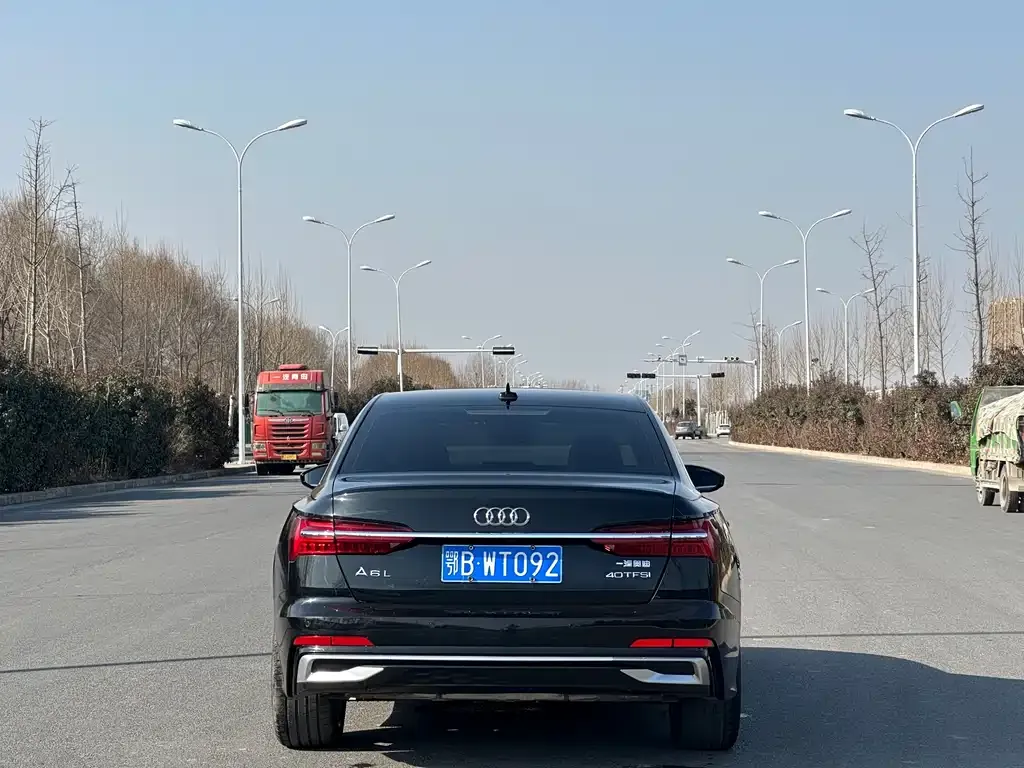 Audi A6L 2024 из CN, фото 9