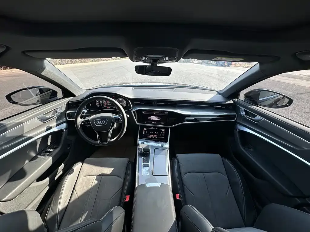 Audi A6L 2024 из CN, фото 2