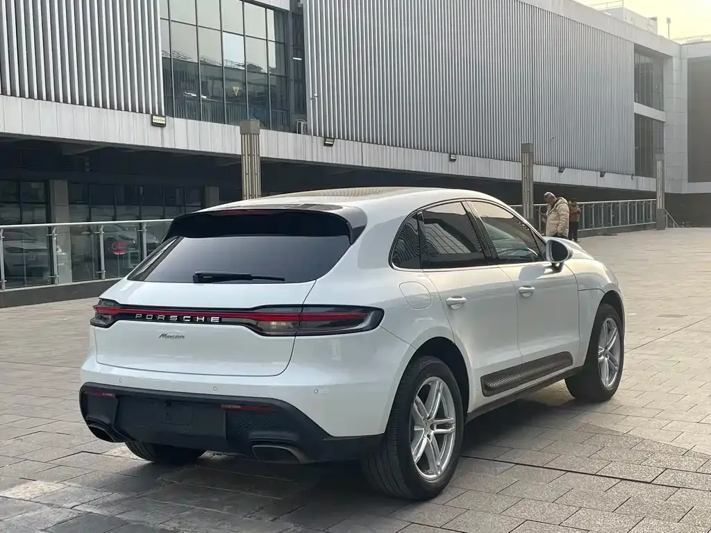 Porsche Macan — фото 4
