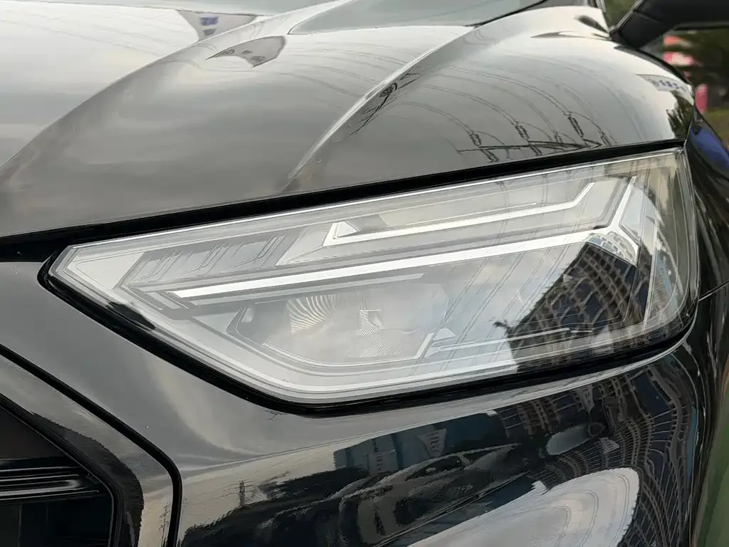 Audi Q5L 2024 из CN, фото 2