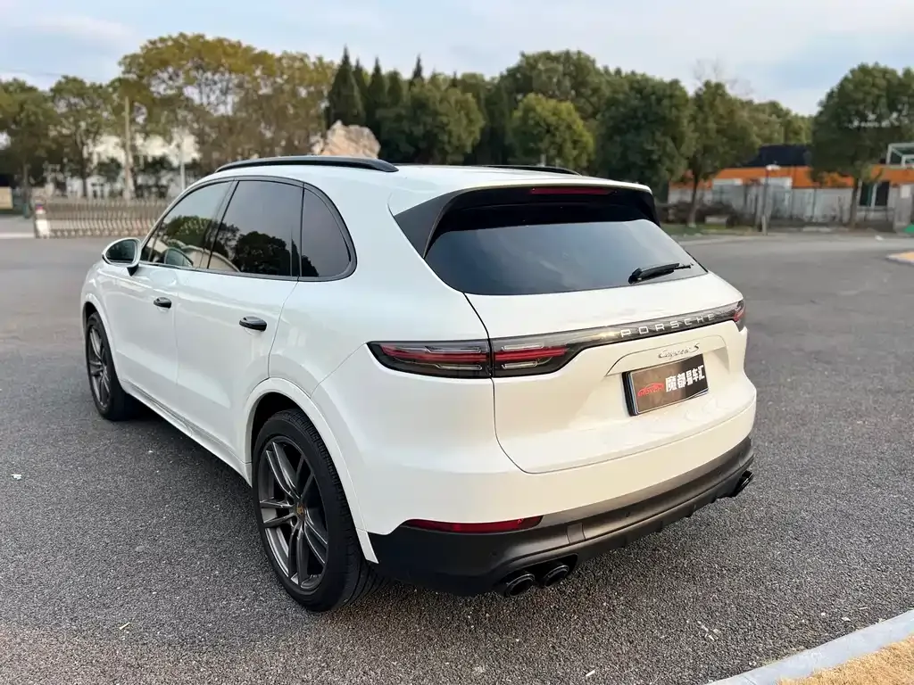Porsche Cayenne 2023 из CN, фото 7