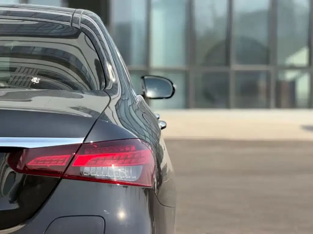 Mercedes-Benz E-Class New Energy — фото 2
