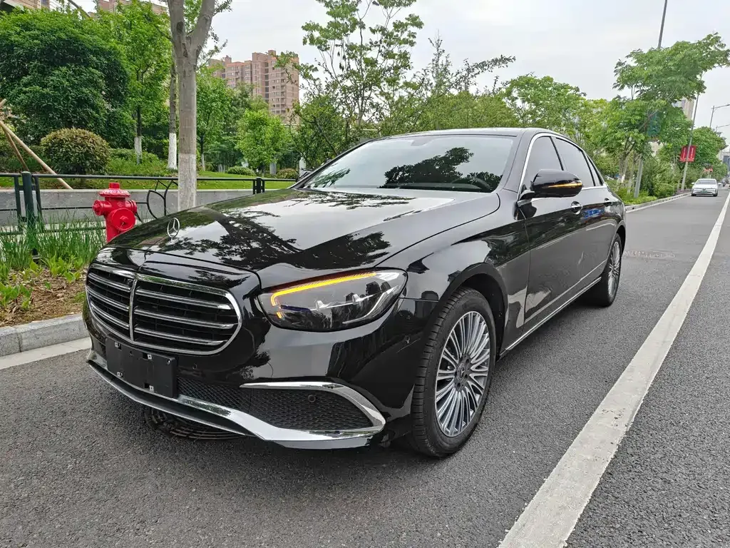 Mercedes-Benz E-Class 2023 из CN, фото 1