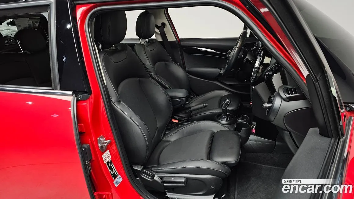 Mini Cooper 2022 из KR, фото 10