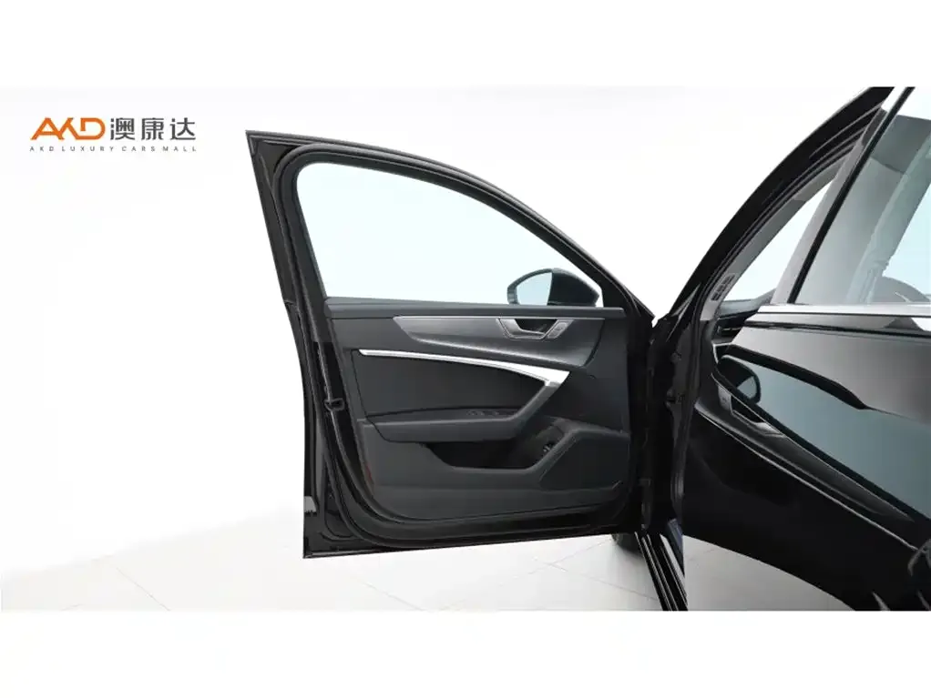 Audi A6L 2024 из CN, фото 3