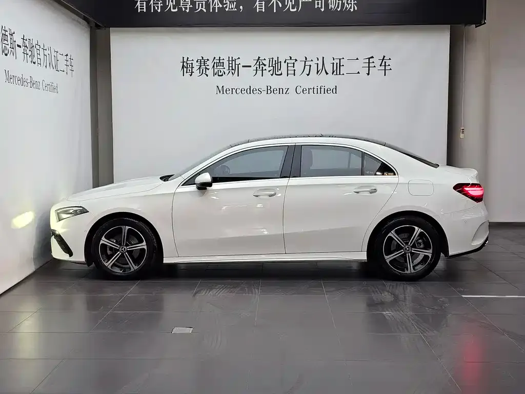 Mercedes-Benz A-Class 2023 из CN, фото 5